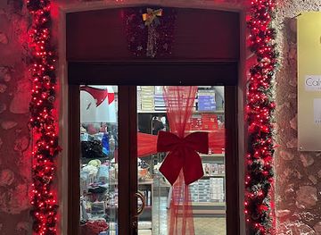 italy/abruzzo-national-park/shop/emporio-donatella-1931