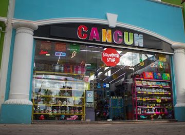 mexico/trans-mexican-volcanic-belt/shop/cancun-souvenir-stop