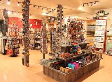 wyoming/jackson-hole/shop/lucky-you