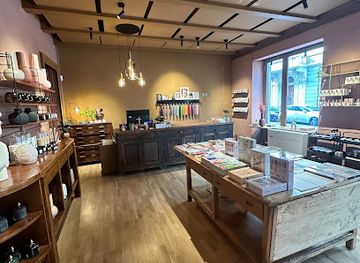 italy/turin/vanchiglia/shop/v17-concept-store