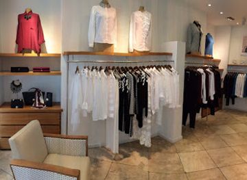 france/midi-pyrenees/shop/anne-fontaine