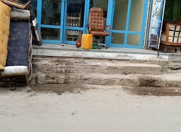 pakistan/quetta/shop/labbaik-sofah-center-cosmetic-maker