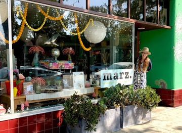 california/pasadena/playhouse-district/shop/marz-gifts