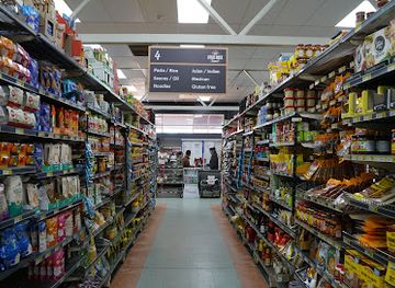 australia/uluru-kata-tjuta-national-park/shop/voyages-ayers-rock-resort-iga