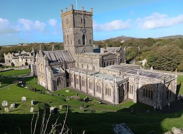 united-kingdom/pembrokeshire-coast-national-park/shop/oriel-y-parc-gallery-visitor-centre
