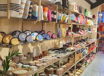 vietnam/hue/phu-thanh/shop/friendly-store