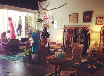 north-carolina/greensboro/shop/revision-vintage