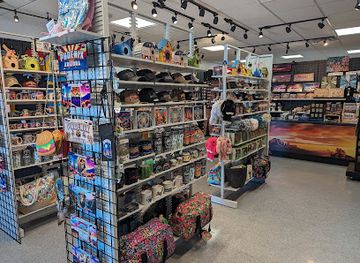 arizona/phoenix/shop/eyeconic-arizona-souvenir-shop