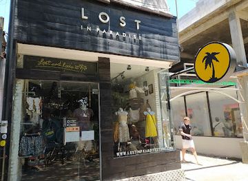 indonesia/gili-islands/shop/lost-in-paradise-gili-t