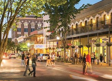 florida/pensacola/shop/sparkle-a-girls-boutique