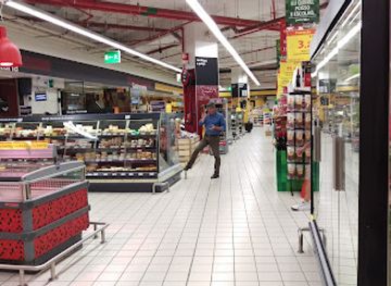 portugal/beira-litoral/shop/auchan