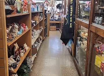 missouri/lake-of-the-ozarks/shop/richard-s-relic-shack