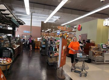 texas/the-woodlands/shop/alden-bridge-village-center