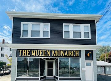 massachusetts/new-bedford/shop/the-queen-monarch