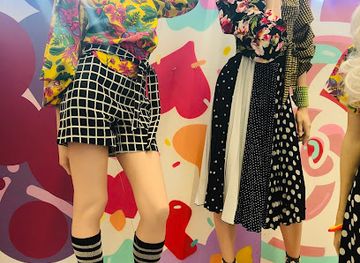 texas/laredo/shop/fina-s-boutique