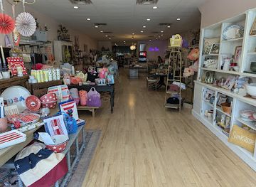 idaho/lost-river-valley/shop/holiday-house-boutique