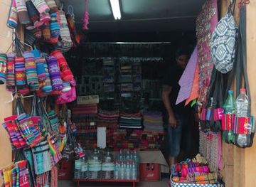 chile/valle-de-la-luna/shop/artesanias-santa-ana