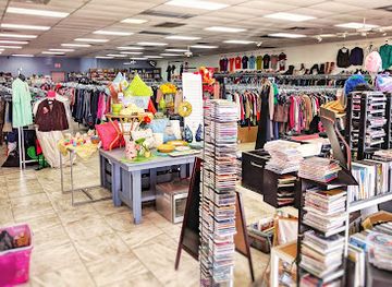 texas/plano/shop/the-plaid-tag-thrift-store
