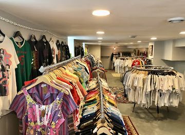 minnesota/minneapolis/shop/leisure-world-vintage