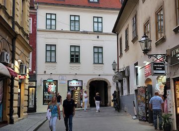 croatia/medvednica-mountain/shop/souvenirs-gric