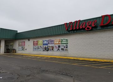 ohio/akron/shop/village-discount-outlet