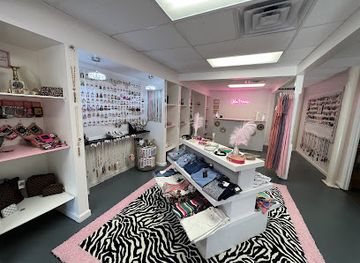 south-carolina/francis-marion-national-forest/shop/glammama-s-boutique