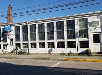 connecticut/mystic-seaport/shop/mystic-nautical-marine-consignment