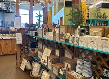 minnesota/lake-superior/shop/northwoods-confections-gifts