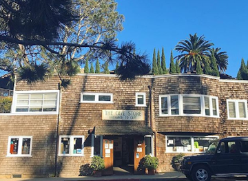 california/la-jolla/shop/lulumars-boutique