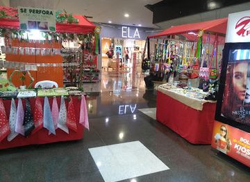 colombia/medellin/shop/centro-comercial-aventura