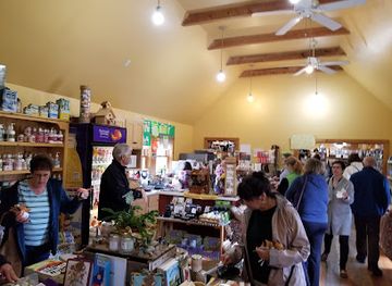 vermont/camel-s-hump-state-park/shop/bragg-farm-sugar-house-gift