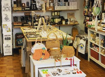 pennsylvania/philadelphia/center-city/shop/revival-phl