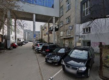 lithuania/vilnius/naujamiestis/shop/between-studio