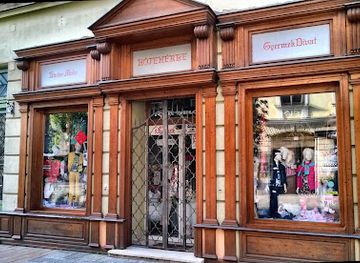 hungary/szombathely/shop/hofeherke-gyermekruhazat