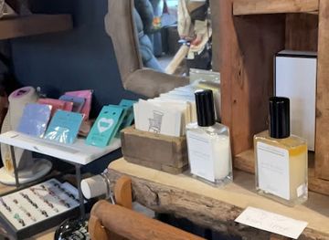 montana/gallatin-canyon/shop/the-trove-west