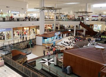 missouri/independence/shop/independence-center