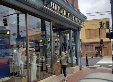 new-jersey/red-bank/shop/urban-outfitters