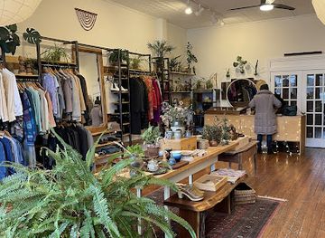 maine/waldo-county/shop/village-wear