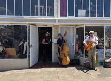 california/oakland/shop/all-things-vintage