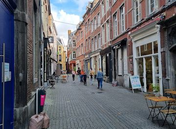 belgium/county-of-namur/shop/galeries-saint-joseph