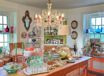 pennsylvania/chester-county/shop/melangell-antiques-house-garden