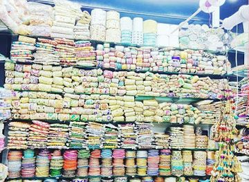 sri-lanka/ratnapura-district/shop/aroos-shopping-center