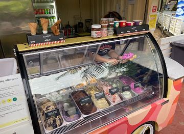 singapore/sentosa/shop/gelatissimo-sentosa