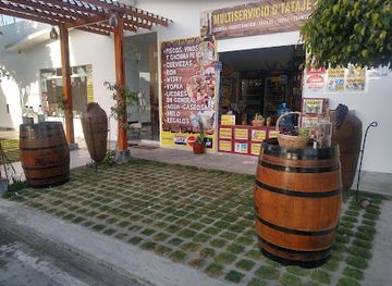 peru/paracas-national-reserve/shop/licoreria-multiservicio-la-vina-d-tataje