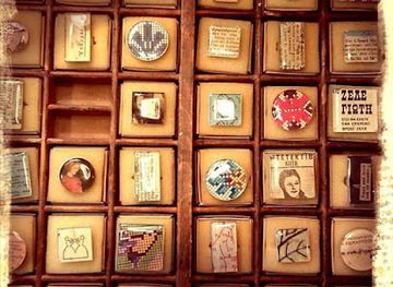 greece/athens/koukaki/shop/tintinnabulum