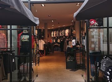 denmark/kolding/shop/dna-kolding