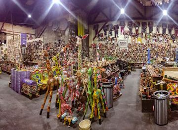 guatemala/pacific-lowlands/shop/mercado-de-artesanias-el-carmen