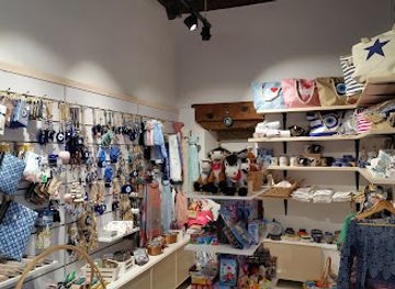 greece/rhodes/lindos/shop/memorabilia