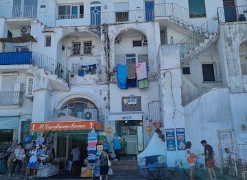 italy/capri/shop/il-cavalluccio-marino-di-lauro-raffaella-e-c-s-n-c