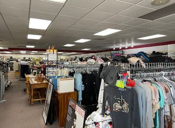 california/hayward/shop/cosmo-thrift-store